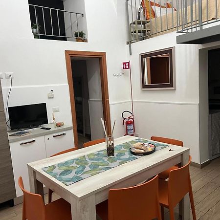 דירות קטאניה Due Passi Dal Centro מראה חיצוני תמונה